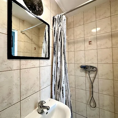 Apartment Przy Skm Wyscigi *